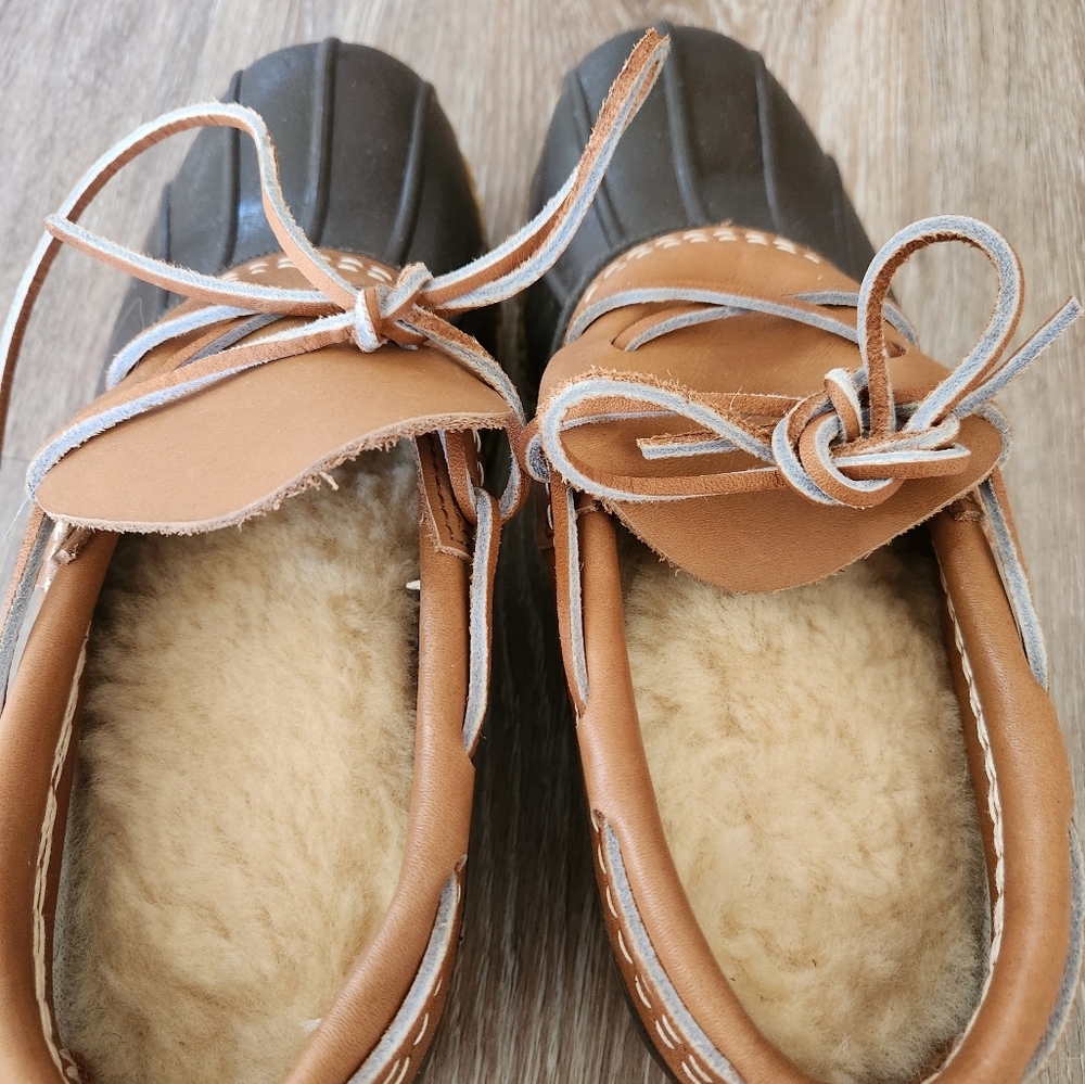 LL BEAN SHEARLING LINED DUCK BOOTS